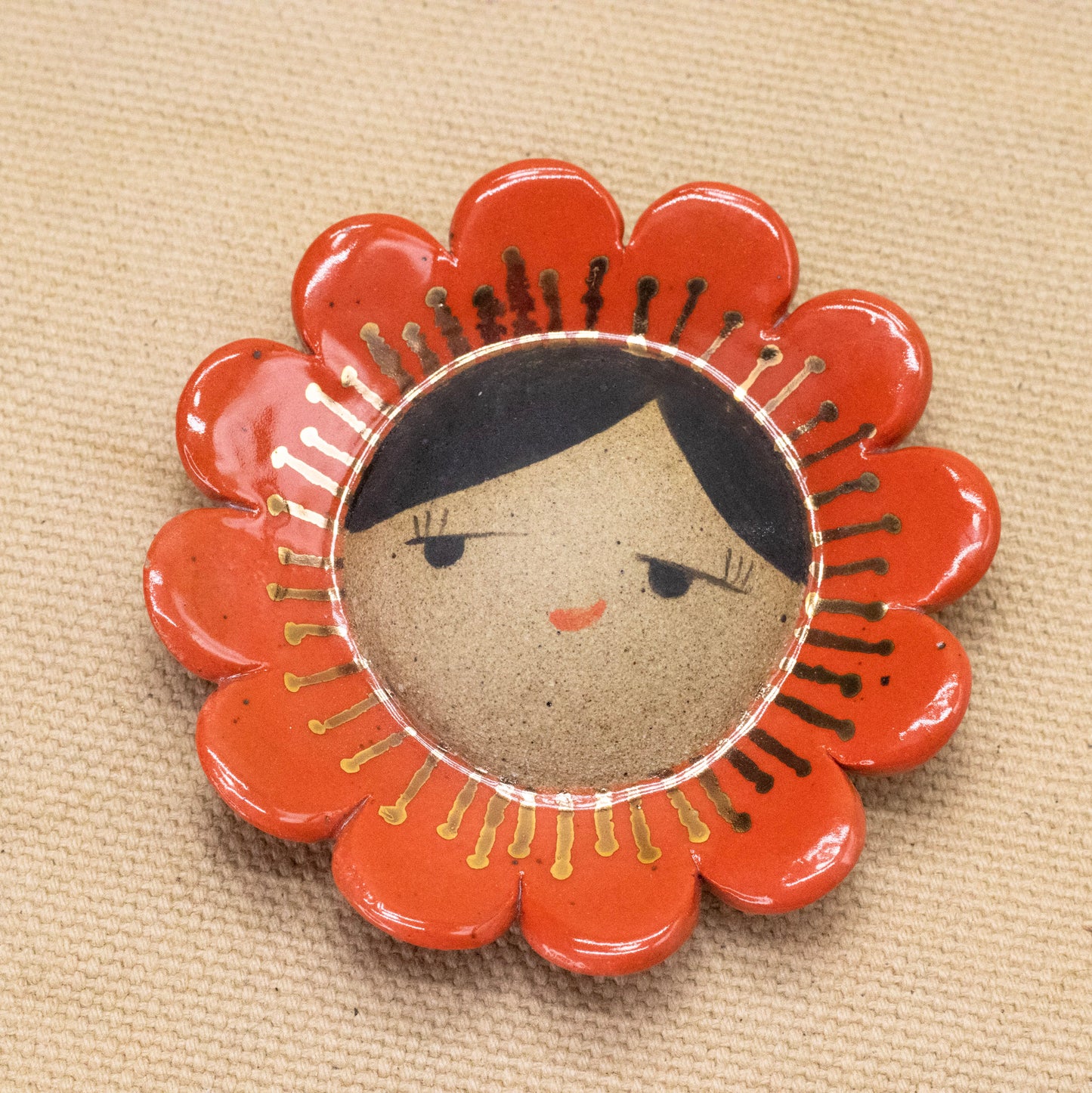 3" Wallflower (Many Petal Red Side-Eye with Luster) by Jennifer Fujimoto