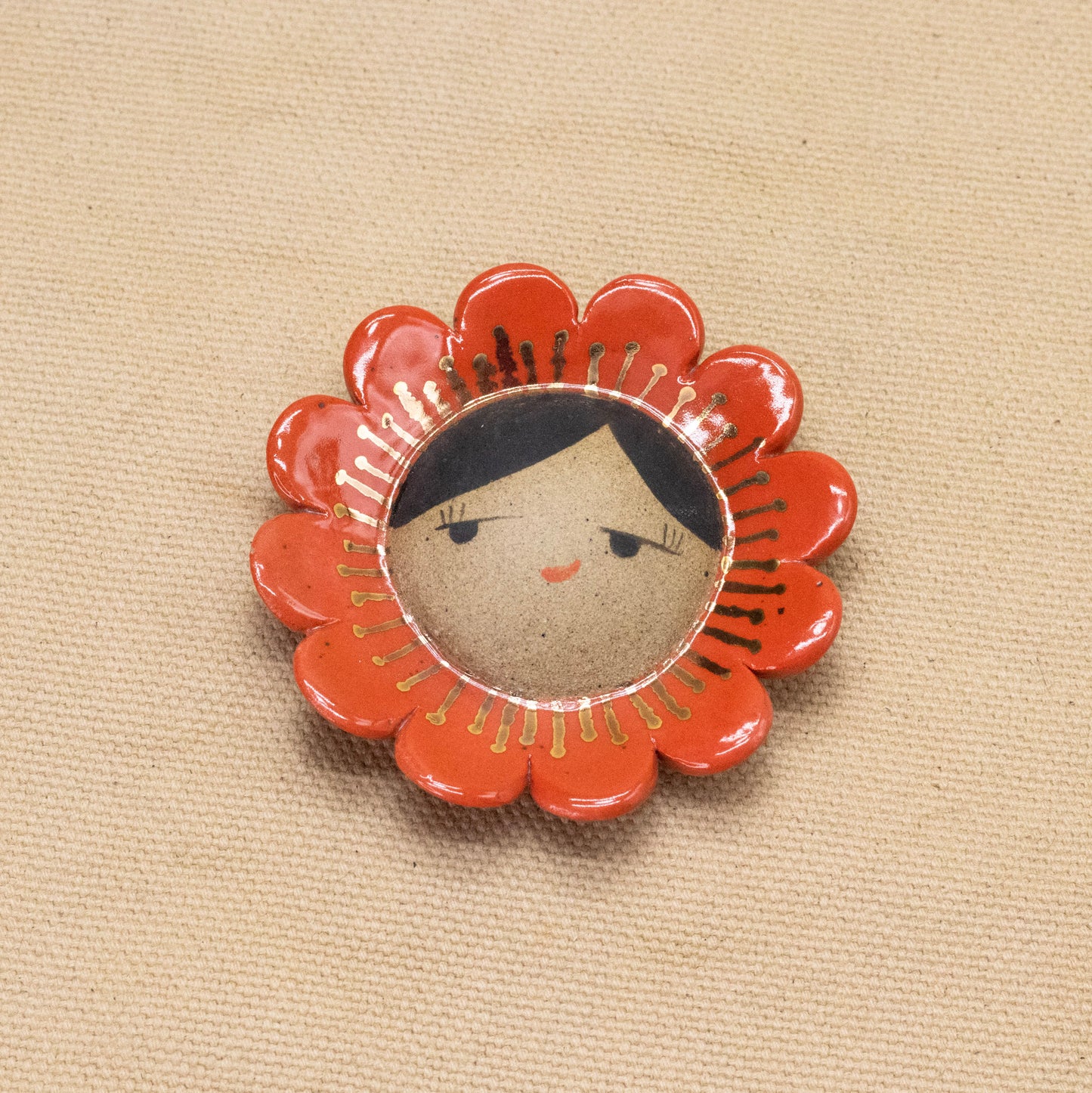 3" Wallflower (Many Petal Red Side-Eye with Luster) by Jennifer Fujimoto